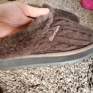 Skechers slip on